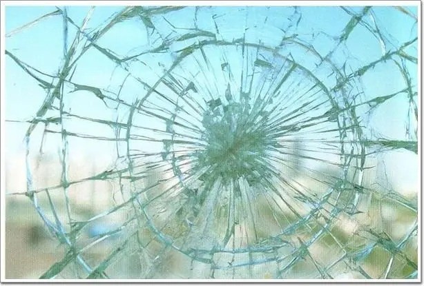 鋼化玻璃絕緣子自爆原因分析與判定 鋼化玻璃絕緣子自爆原因分析與判定