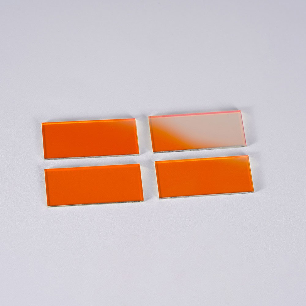 濾光片膜層與透過(guò)率是如何相互響應(yīng)的！